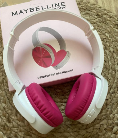 Наушники Maybelline New York